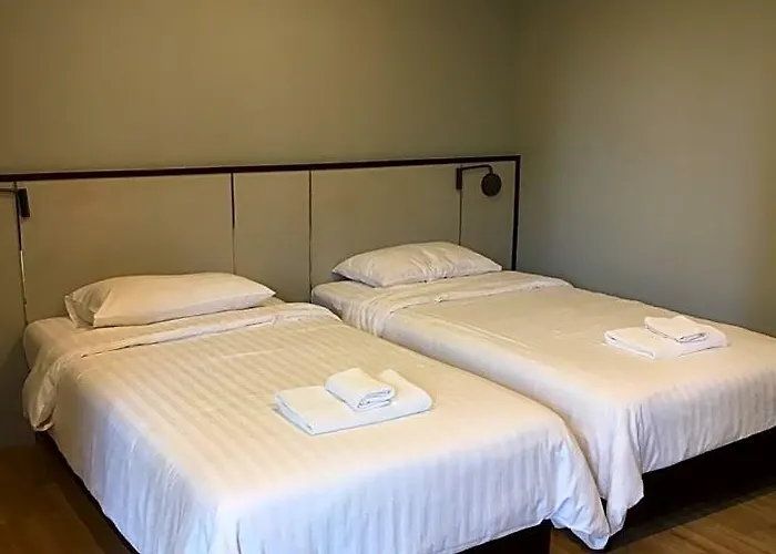 Hotel Ywca 3*