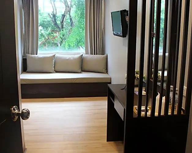 Hotel Ywca 3*