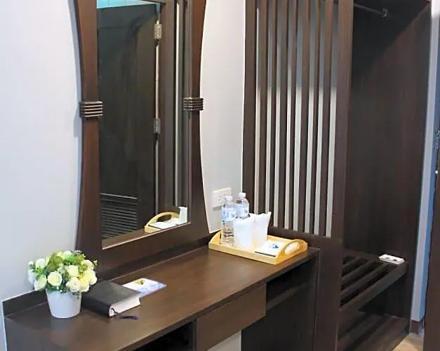 Hotel Ywca 3*