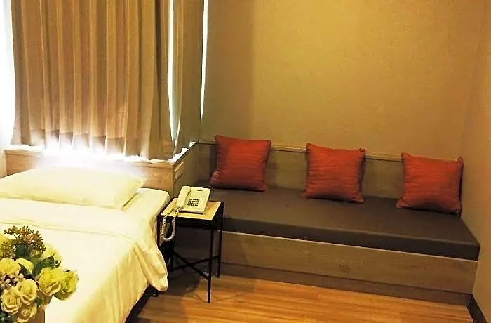 Ywca Hotel
