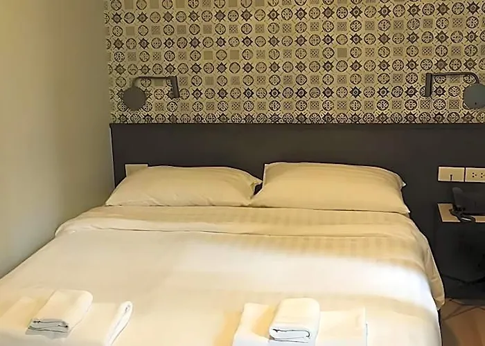 Hotel Ywca