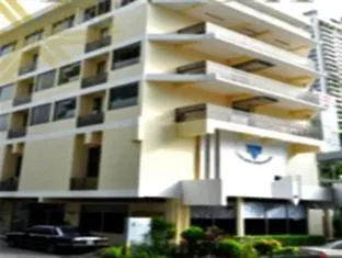 Hotel Ywca 3*